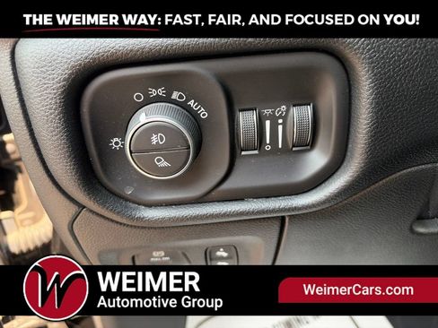 Used 2020 RAM 1500 Laramie w/ Sport Appearance Package AWD/4WD image 47