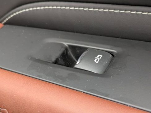 Used 2023 GMC Yukon Denali Ultimate image 45