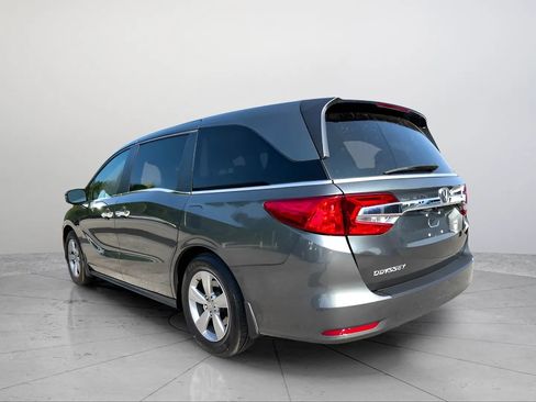Used 2019 Honda Odyssey EX image 2