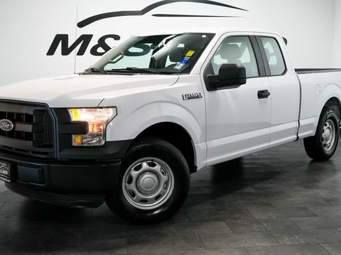 Used 2016 Ford F150 XL w/ Equipment Group 101A Mid RWD image 2
