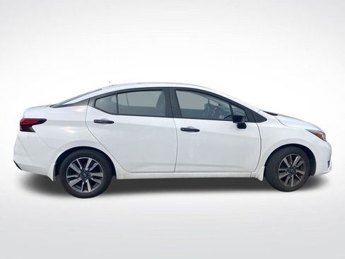 Used 2024 Nissan Versa S w/ S Plus Package FWD image 8