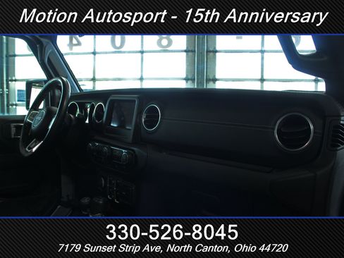 Used 2021 Jeep Wrangler Unlimited Sahara w/ LED Lighting Group AWD/4WD image 40
