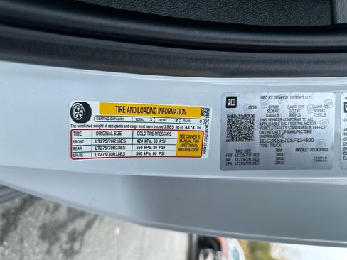 Used 2025 Chevrolet Silverado 3500 W/T w/ Snow Plow Prep/Camper Package image 21