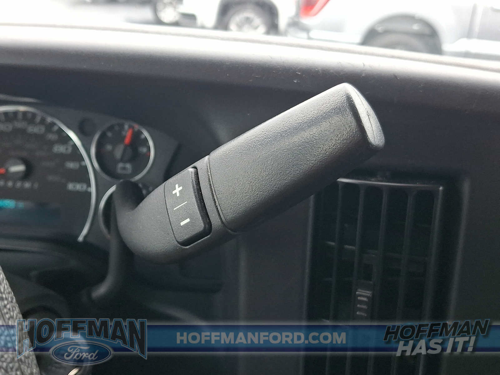 Used 2025 GMC Savana 2500 w/ Driver Convenience Package RWD image 15
