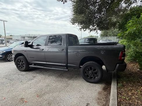 Used 2024 RAM 2500 Big Horn w/ Night Edition AWD/4WD image 4