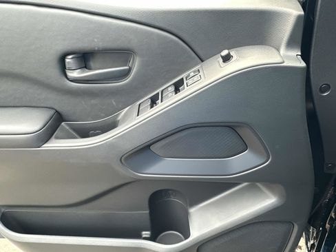 New 2026 Nissan Frontier SV w/ SV Convenience Package image 18