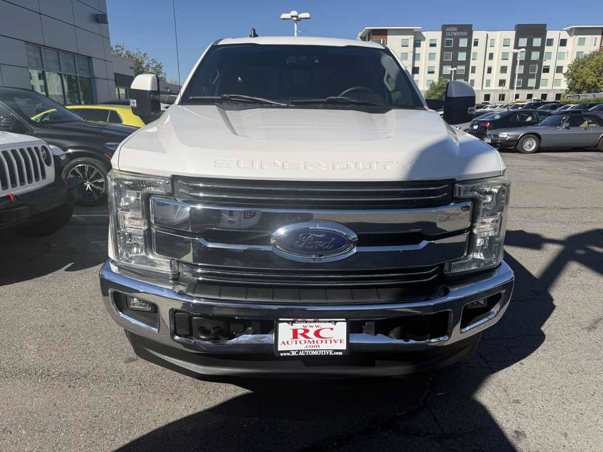 Used 2019 Ford F250 Lariat w/ Lariat Ultimate Package AWD/4WD image 3
