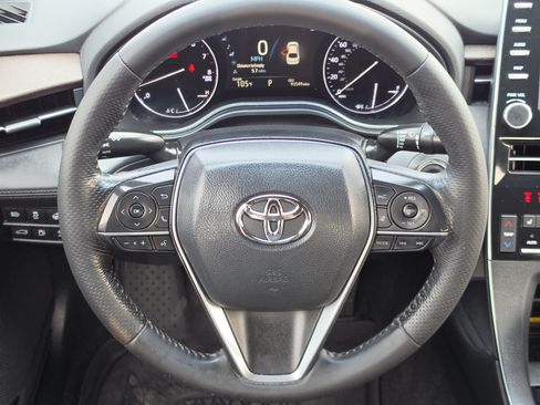 Used 2021 Toyota Avalon Limited w/ Advanced Safety Package FWD image 14