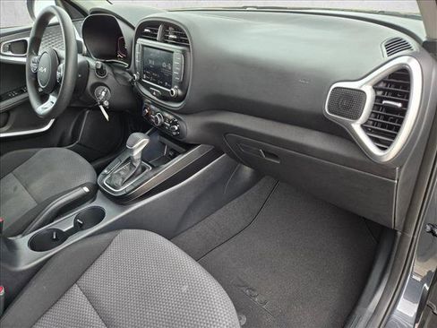 Used 2024 Kia Soul LX w/ Option Group 015 image 20
