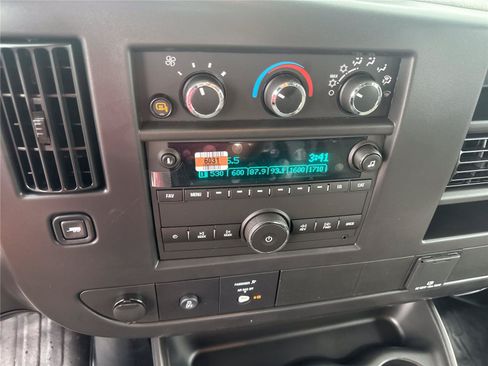 New 2026 Chevrolet Express 2500 w/ Driver Convenience Package RWD image 20