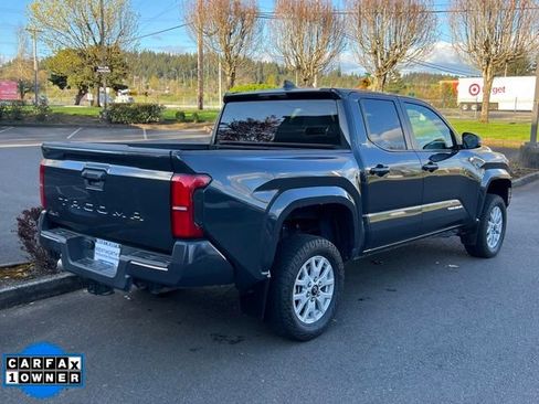 Used 2024 Toyota Tacoma SR5 AWD/4WD image 7