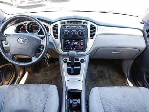 Used 2006 Toyota Highlander 2WD Hybrid image 12