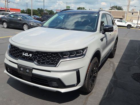 Used 2023 Kia Sorento SX AWD/4WD image 8