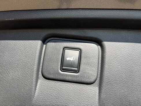 Used 2024 Nissan Murano SL image 20