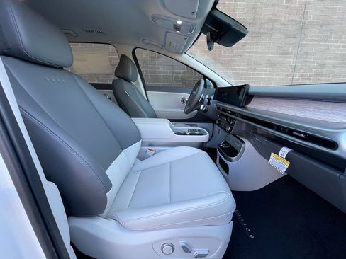 New 2026 Hyundai Ioniq 9 SEL w/ Tow & Go Package image 26