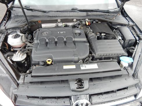 Used 2015 Volkswagen Golf TDI S image 17