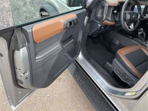 Used 2024 Ford Bronco Outer Banks w/ Sasquatch Package image 15