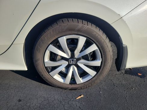 Used 2024 Honda Civic LX image 16