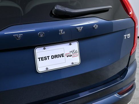 Used 2019 Volvo XC90 T5 Momentum image 36