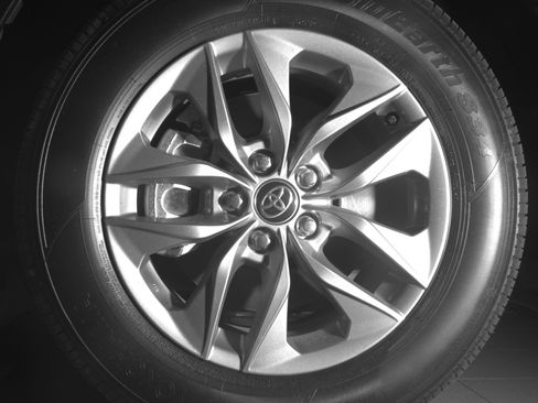 Certified 2026 Toyota Sienna LE AWD/4WD image 8