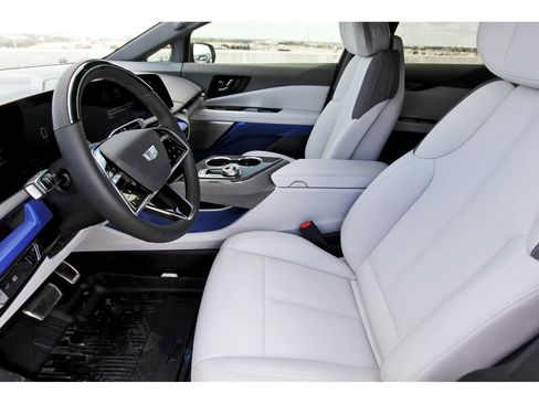 New 2026 Cadillac Optiq Sport 1 image 6