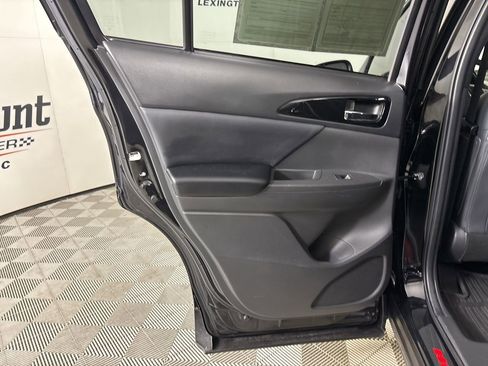 Used 2022 Mitsubishi Eclipse Cross SE image 19