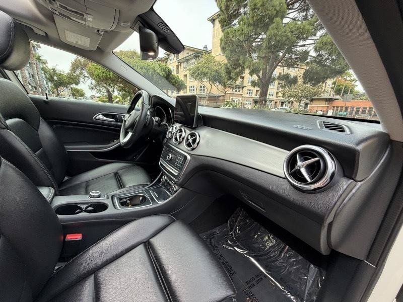 Used 2018 Mercedes-Benz GLA 250 4MATIC image 62