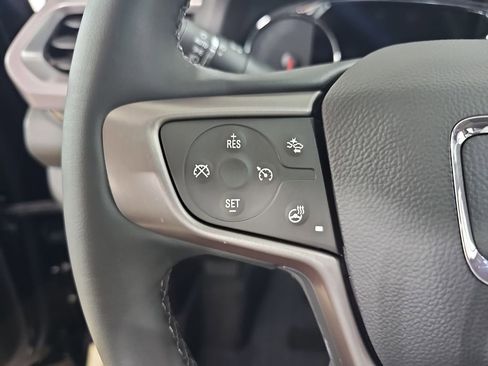 Used 2023 GMC Acadia AT4 w/ Technology Package image 25