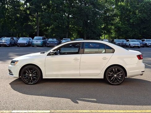 Used 2018 Volkswagen Jetta Sport FWD image 6