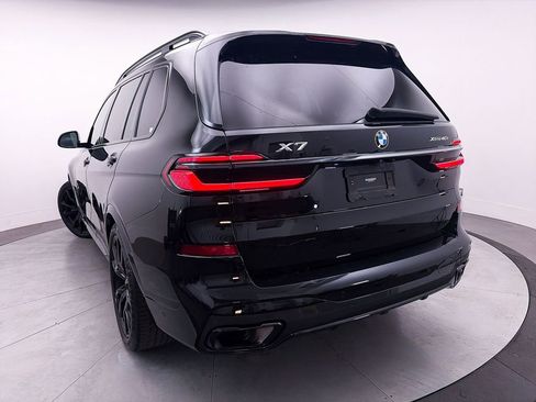 Used 2024 BMW X7 xDrive40i w/ Executive Package image 6