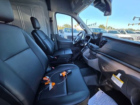 New 2026 Ford Transit 250 148 Medium Roof image 11
