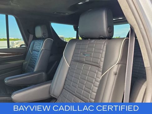 Used 2024 Cadillac Escalade Sport Platinum w/ LPO, ONYX Package AWD/4WD image 16