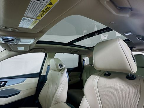 Used 2024 Acura MDX SH-AWD w/ Technology Package image 25