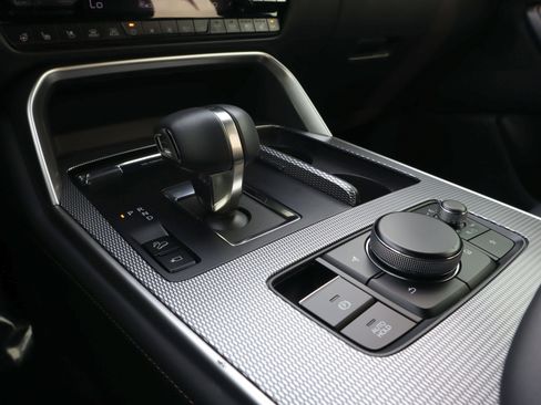 Used 2025 MAZDA CX-90 3.3 Turbo w/ Premium Plus Pkg image 15