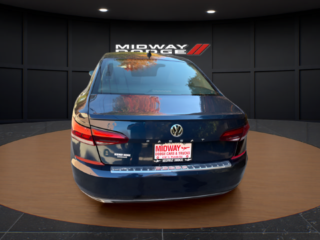 Used 2021 Volkswagen Passat 2.0T SE FWD image 6