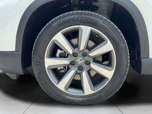 Used 2025 Honda Pilot Elite image 69