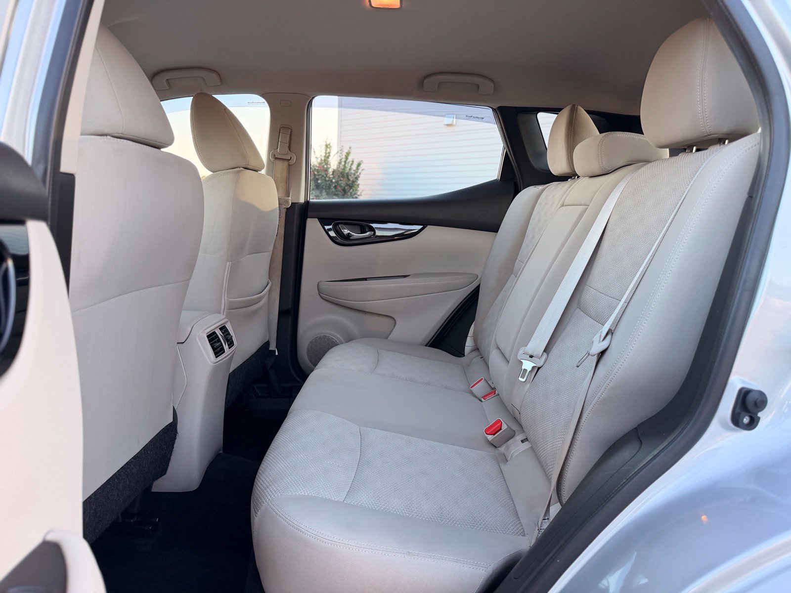 Used 2019 Nissan Rogue Sport SV w/ All-Weather Package AWD/4WD image 19