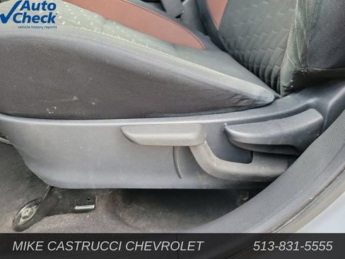 Used 2024 Nissan Kicks SR FWD image 19