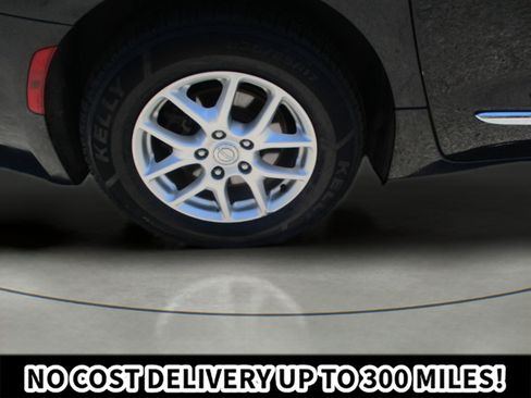 Used 2020 Chrysler Pacifica Touring-L FWD image 33