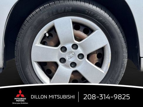 Used 2009 Chevrolet HHR LS FWD image 24