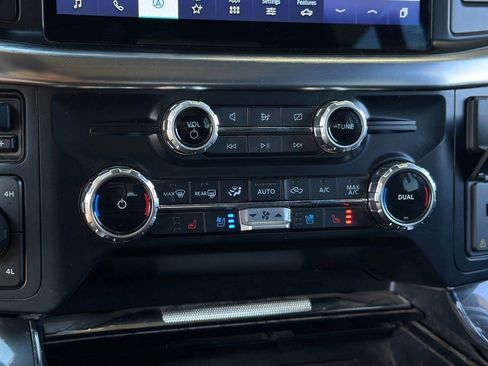 Used 2023 Ford F150 Lariat w/ Equipment Group 502A High image 8