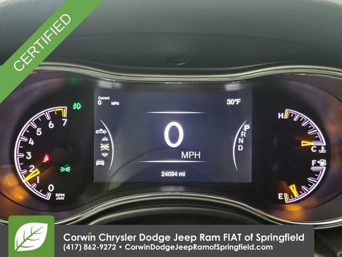 Used 2021 Jeep Grand Cherokee Laredo AWD/4WD image 23