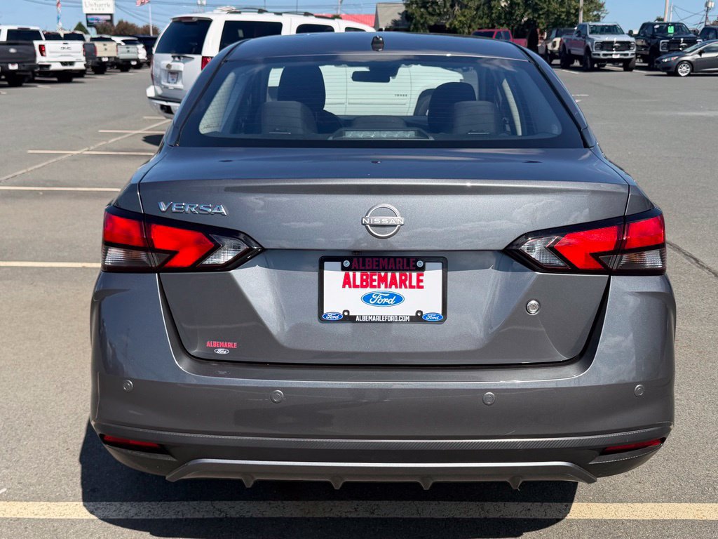 Used 2025 Nissan Versa S w/ Trunk Package FWD image 4