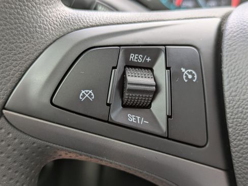 Used 2021 Chevrolet Spark LT image 26