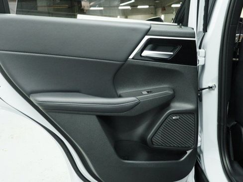 New 2026 Mitsubishi Outlander SE FWD image 26