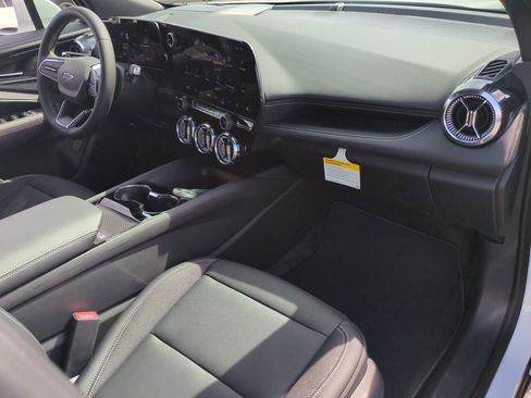 New 2026 Chevrolet Blazer EV LT FWD image 28