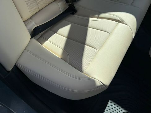 Used 2023 BMW i4 eDrive40 image 49