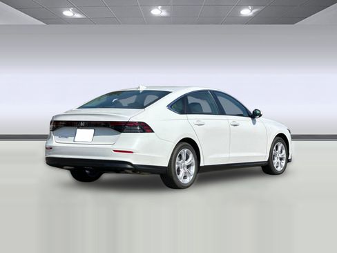New 2026 Honda Accord LX image 8