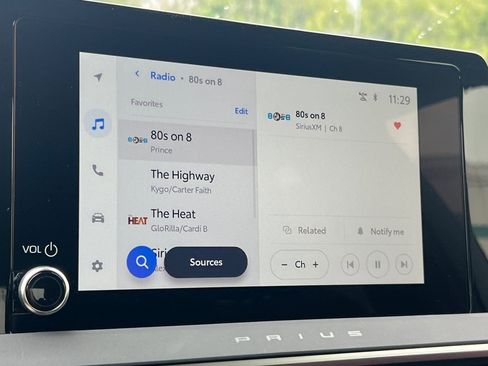 New 2026 Toyota Prius Plug-In Hybrid FWD image 21