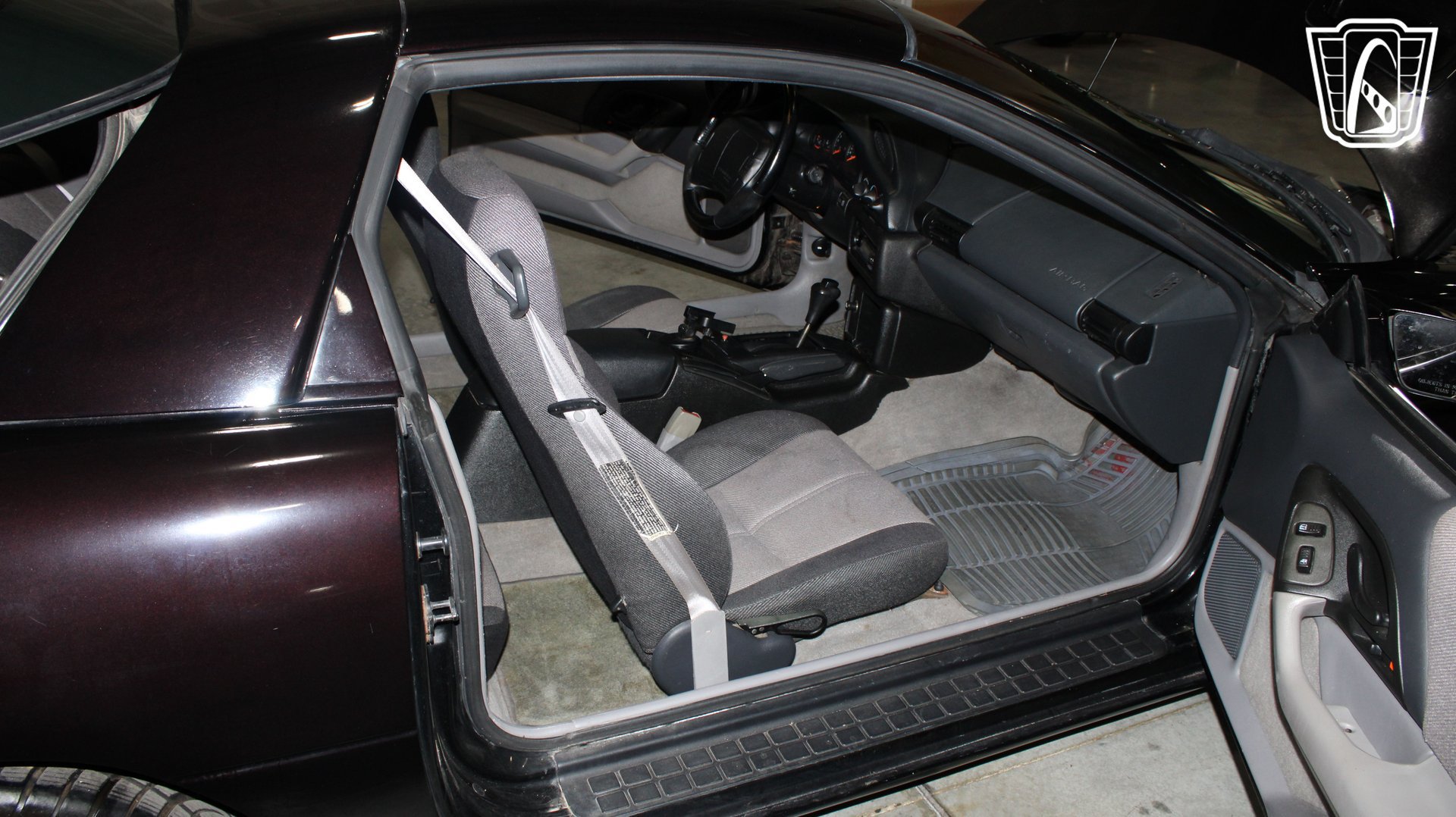 Used 1995 Chevrolet Camaro Z28 RWD image 7